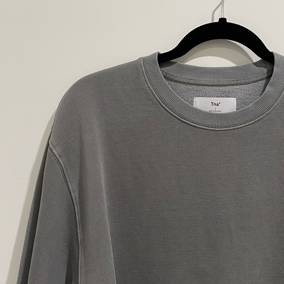 Aritzia Cozy Fleece Boyfriend Crew Sweatshirt - Picture 8 of 8